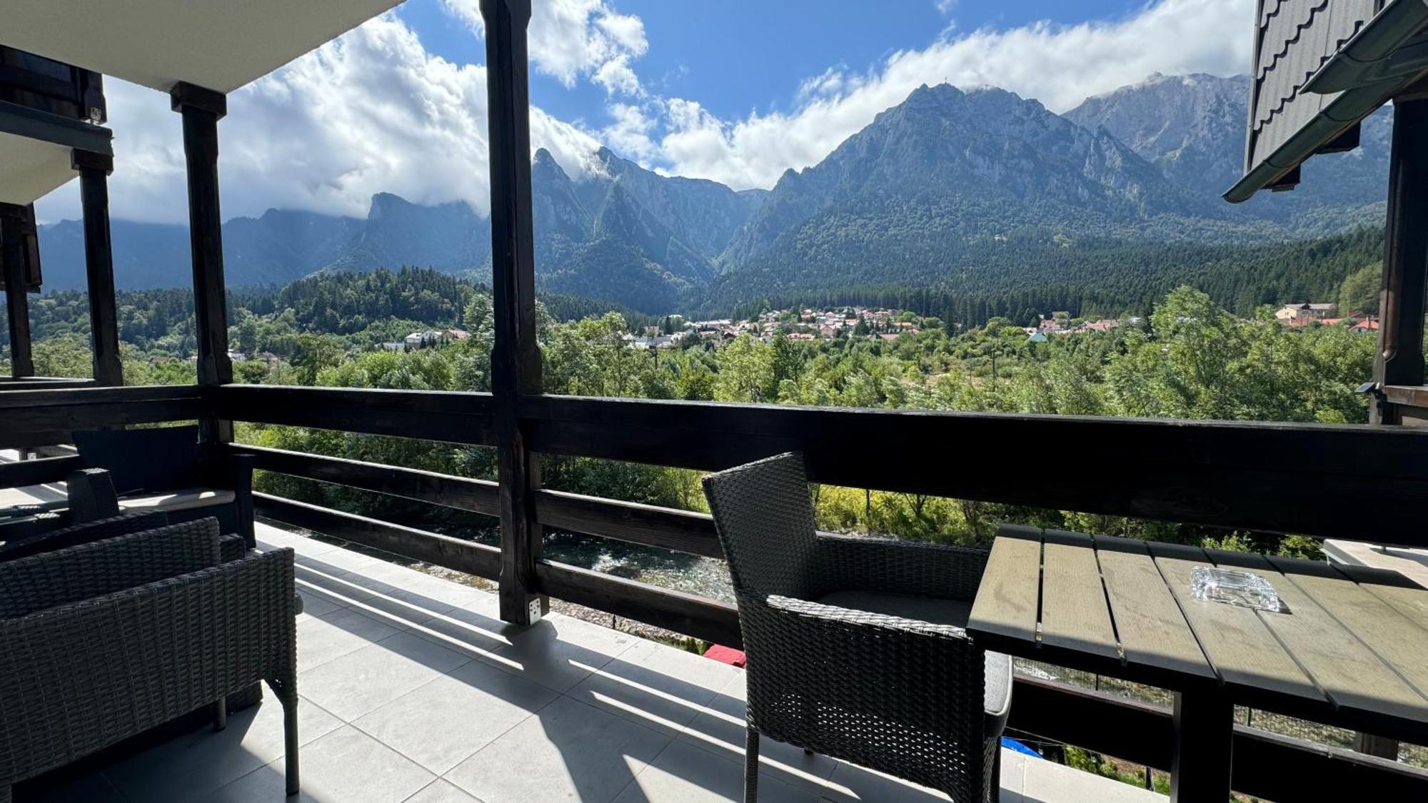 Busteni Mountain View Suites By The River - Ev Plug Εξωτερικό φωτογραφία
